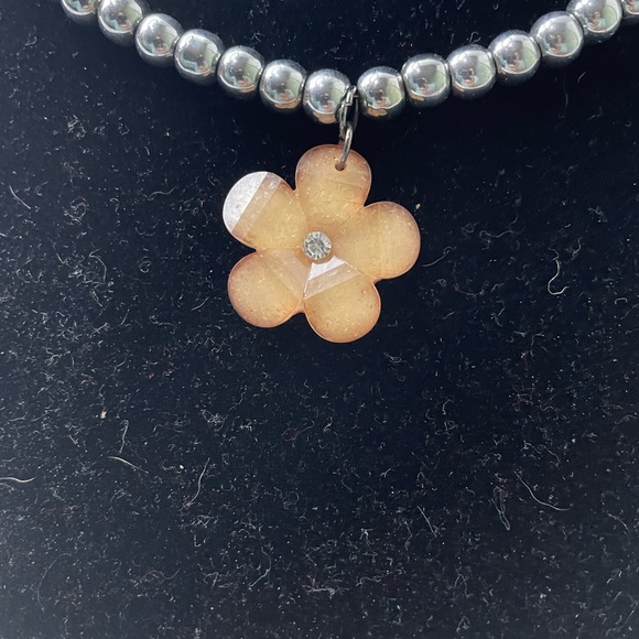 Flower Choker - Picture 4 of 6